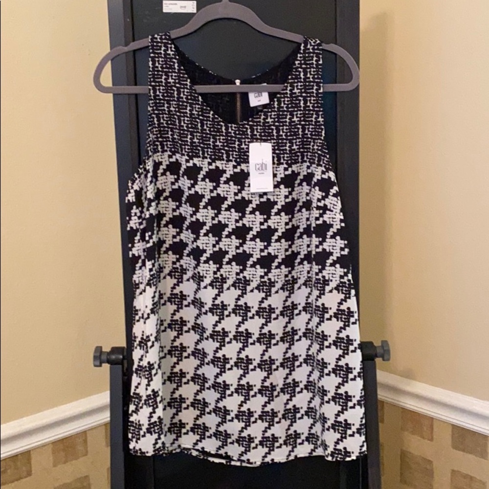 Houndstooth cabi top